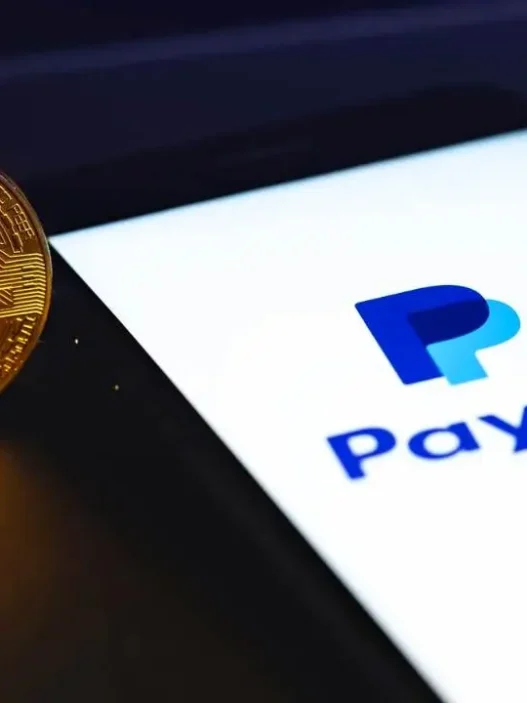 paypal-now-lets-us-merchants-accept-over-100-cryptocurrencies-including-bitcoin-ethereum-etc